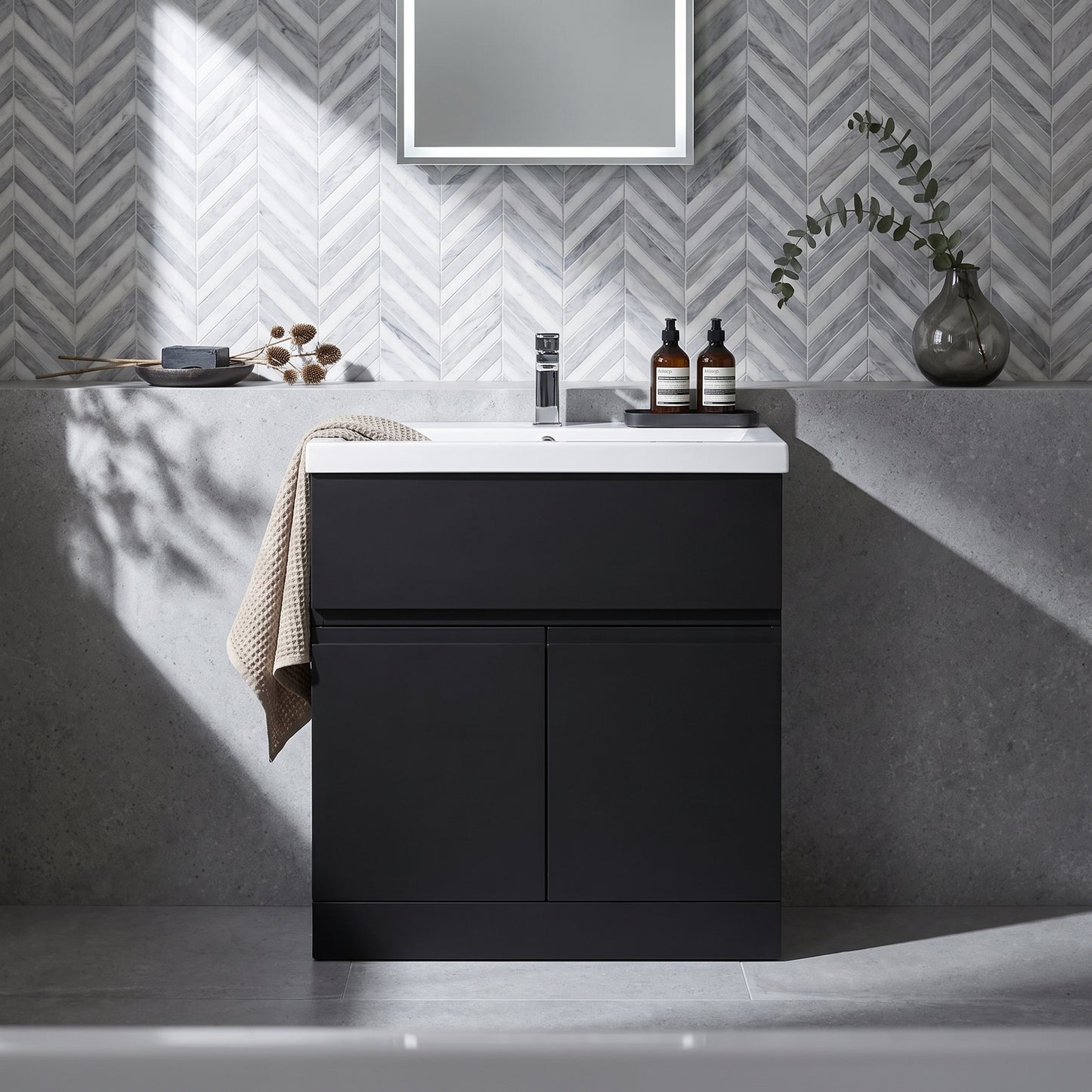 Fairford Finesse Soft Black 800mm 2 Door Floorstanding Vanity Unit with Top Drawer