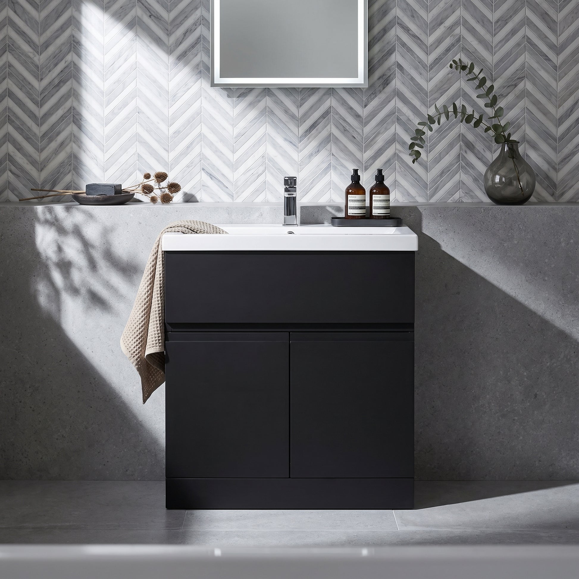 Fairford Finesse Soft Black 800mm 2 Door Floorstanding Vanity Unit with Top Drawer