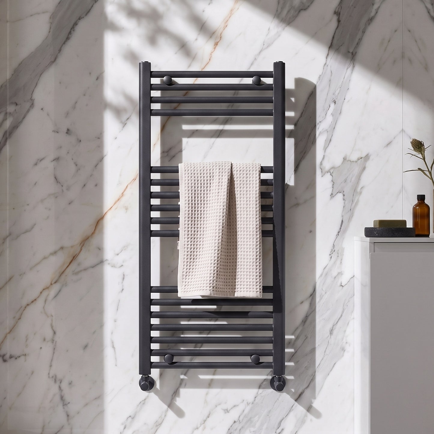 Fairford Strive Towel Radiator - 1000mm X 400mm - Black