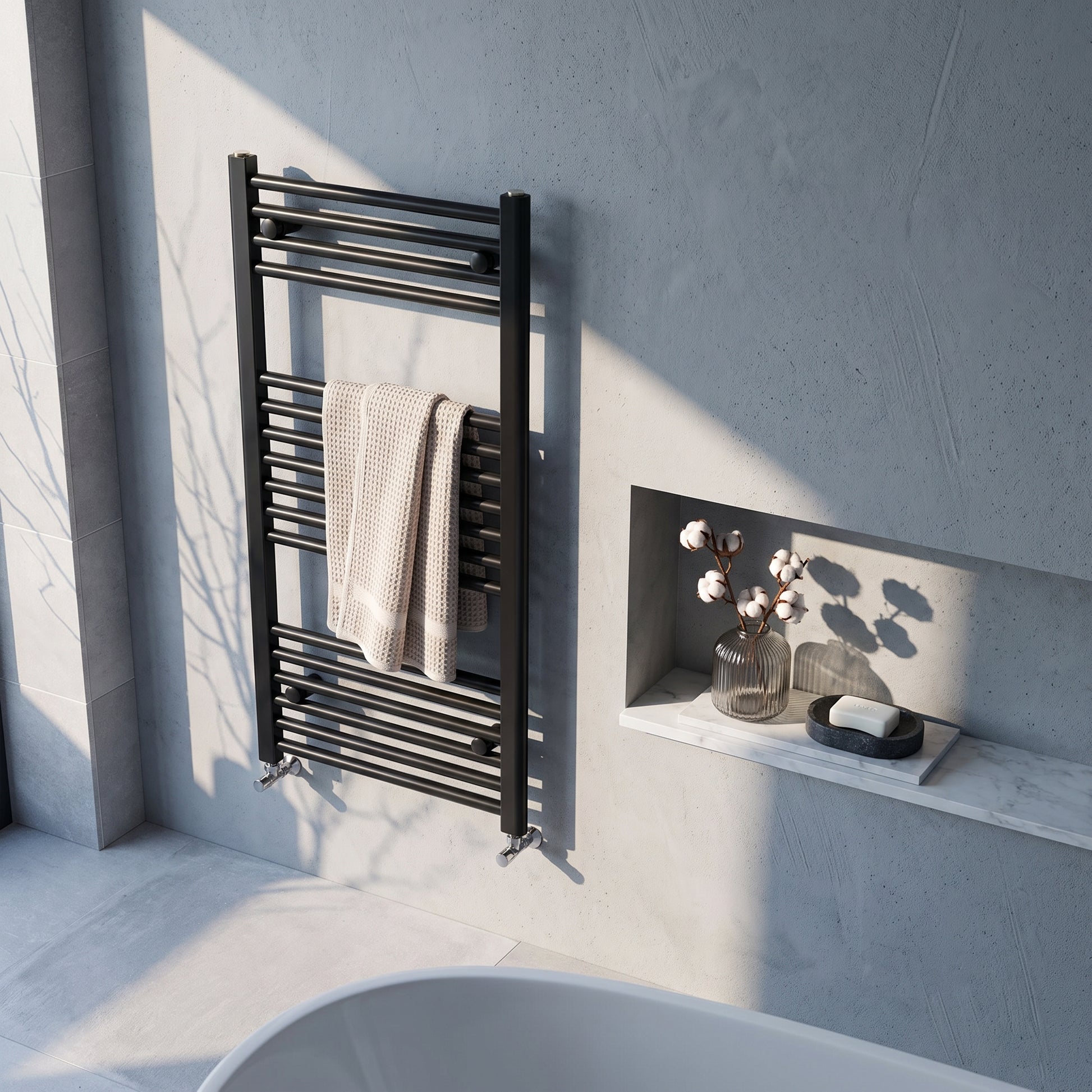 Fairford 600mm x 1200mm Straight Black Towel Rail
