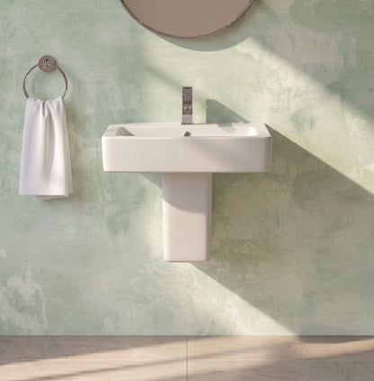 Fairford Hale Basin with Semi Pedestal