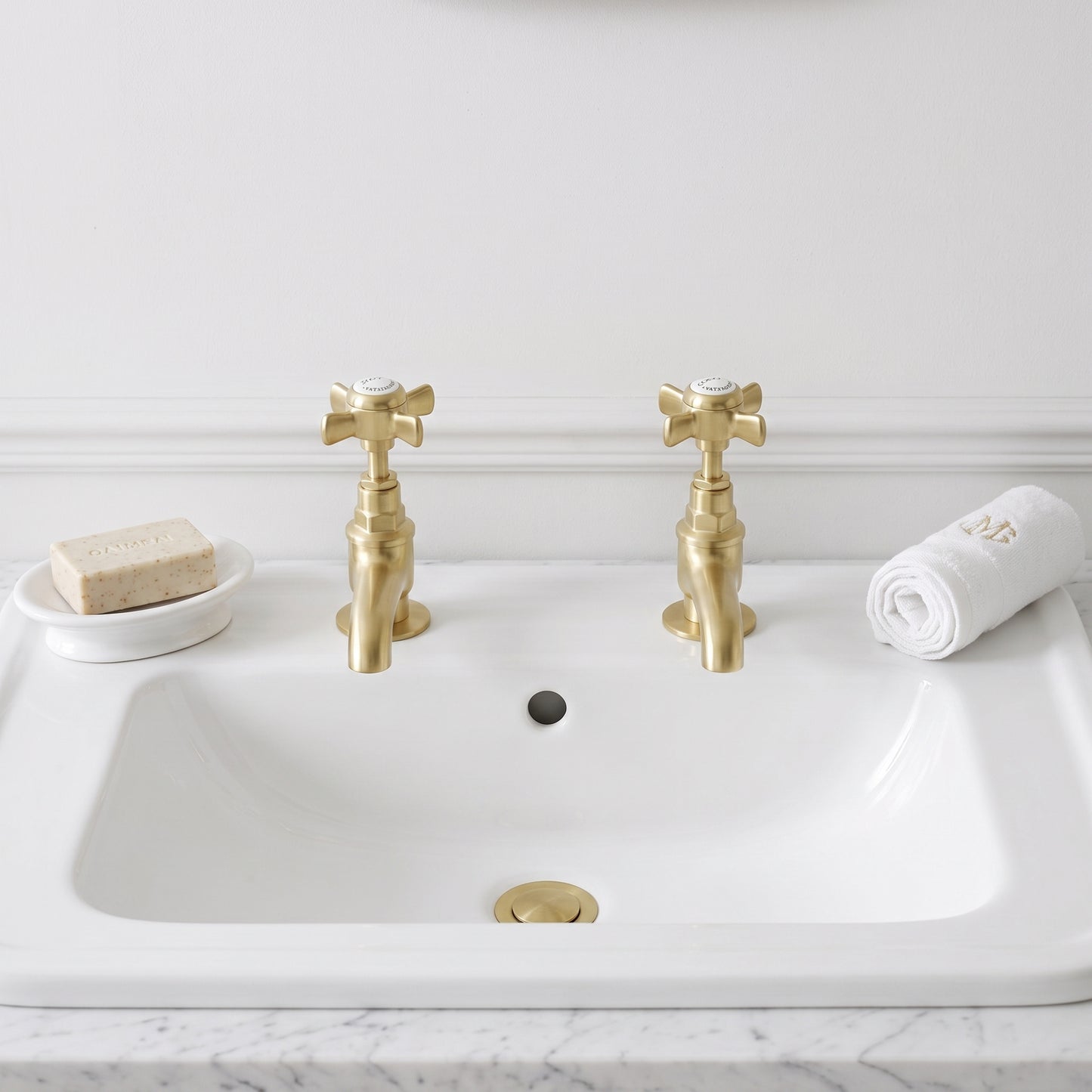 Fairford Kensington Brushed Brass Basin Pilar Taps