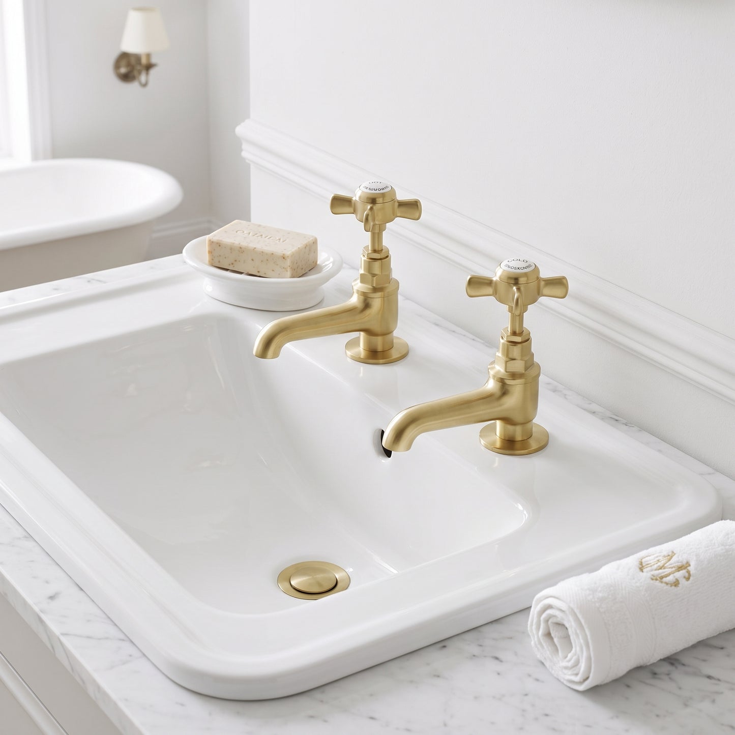 Fairford Kensington Brushed Brass Basin Pilar Taps