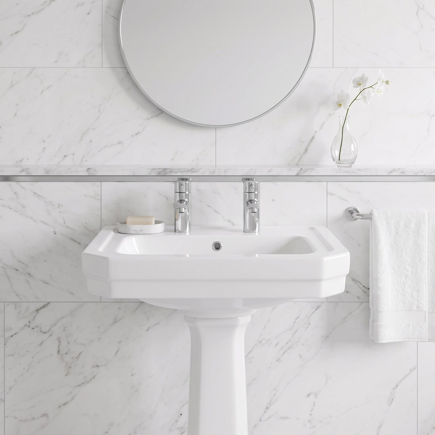 Fairford Kingswood Basin Pillar Taps