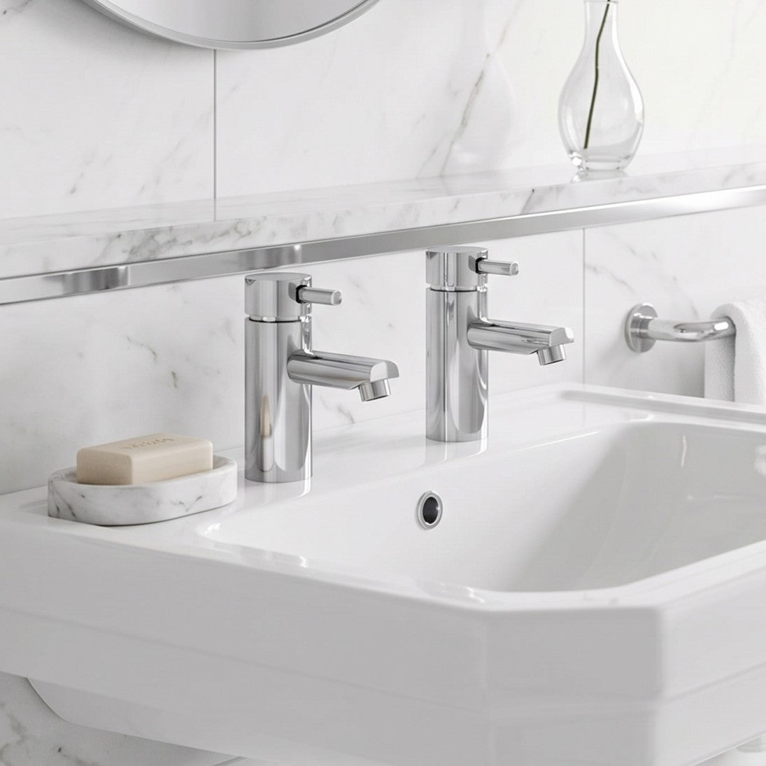 Fairford Kingswood Basin Pillar Taps