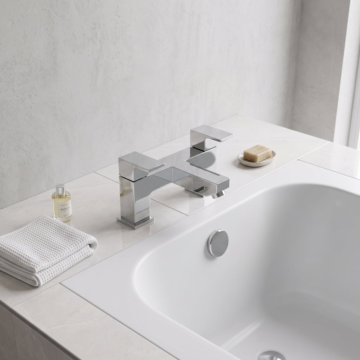 Fairford Liva Bath Filler