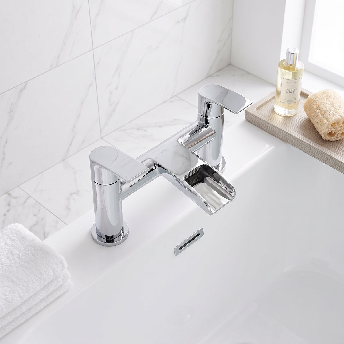 Fairford Ratoe Bath Filler