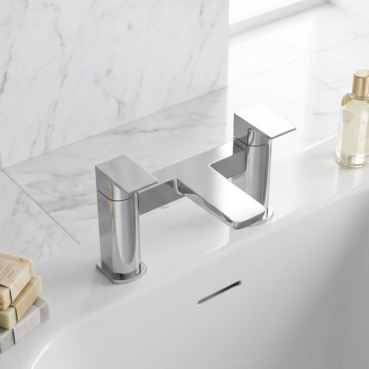 Fairford Una Bath Filler