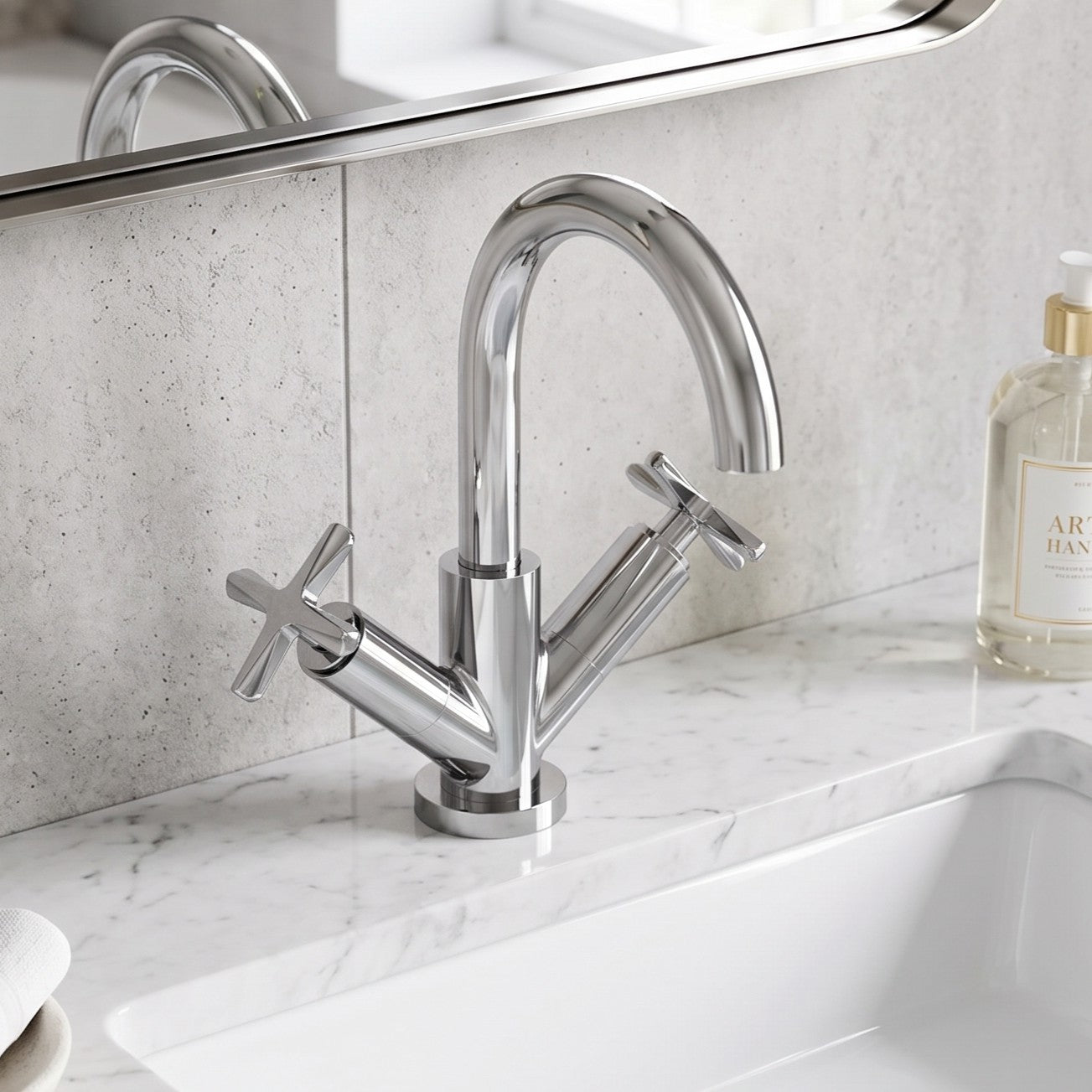 Fairford Verso Basin Mixer with Push Button Waste