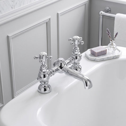 Fairford Winchester Bath Filler