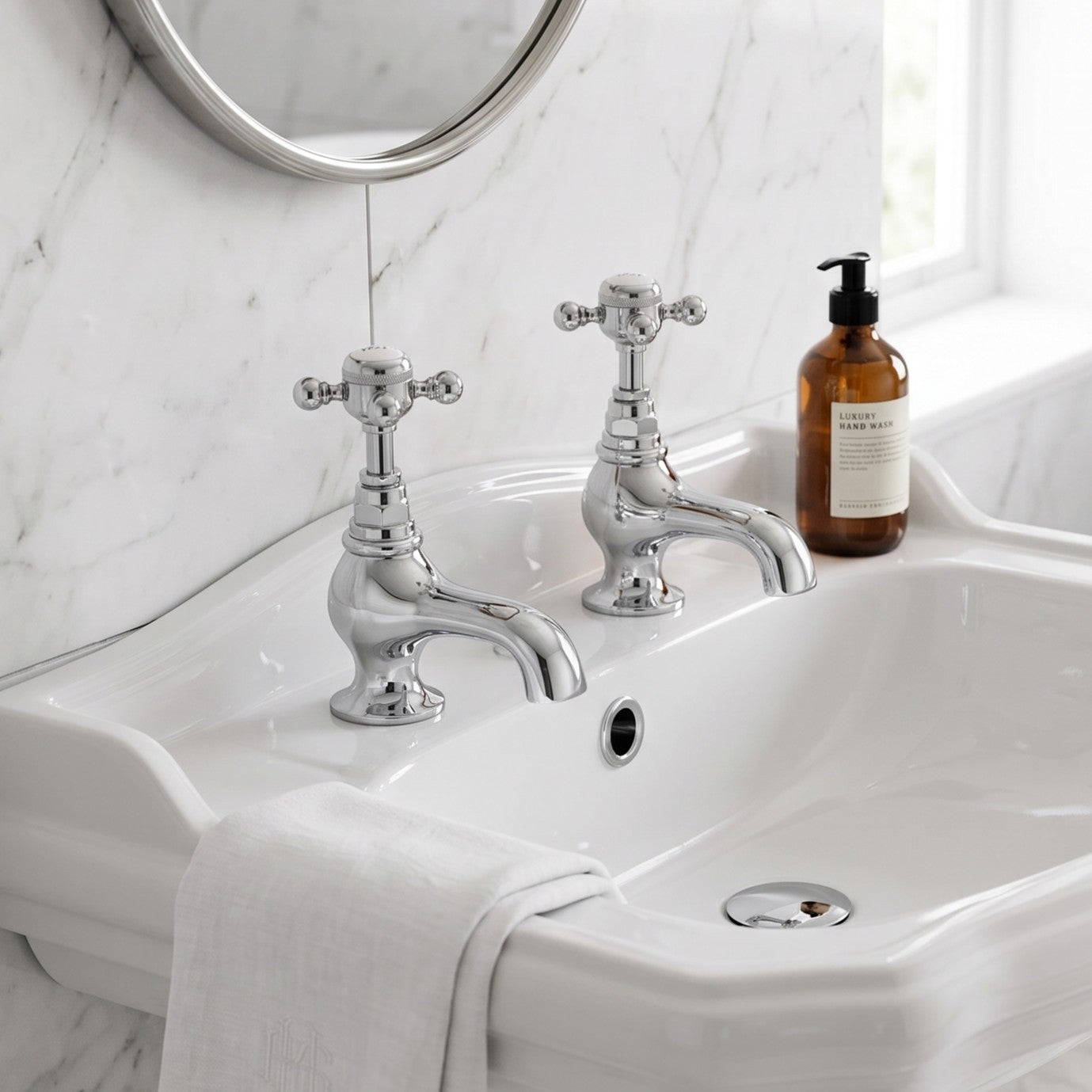 Fairford Winchester Pro Basin Pillar Taps