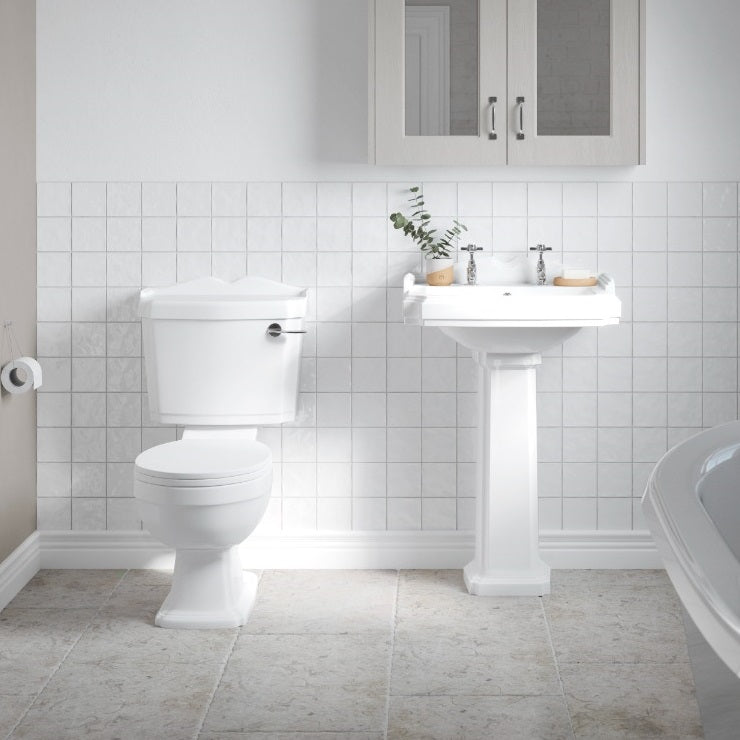 Fairford Winchester Close Coupled Toilet with Soft Close Seat