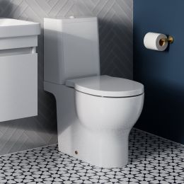 Britton Bathrooms Trim close coupled WC including soft close seat